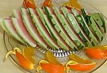 家庭自制简单的水果拼盘,只要西瓜橙子