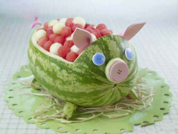 水果拼盘玩成这样,那才叫一个酸爽