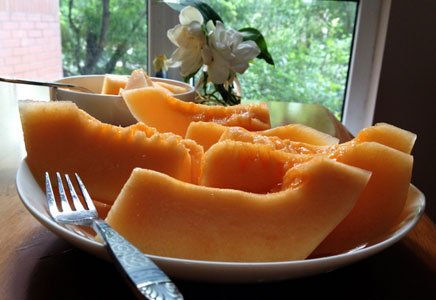 吃哈密瓜过敏吗,哈密瓜的食用禁忌