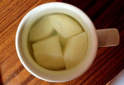 梨水怎么熬可以治咳嗽呢,梨子熬水加冰糖做法