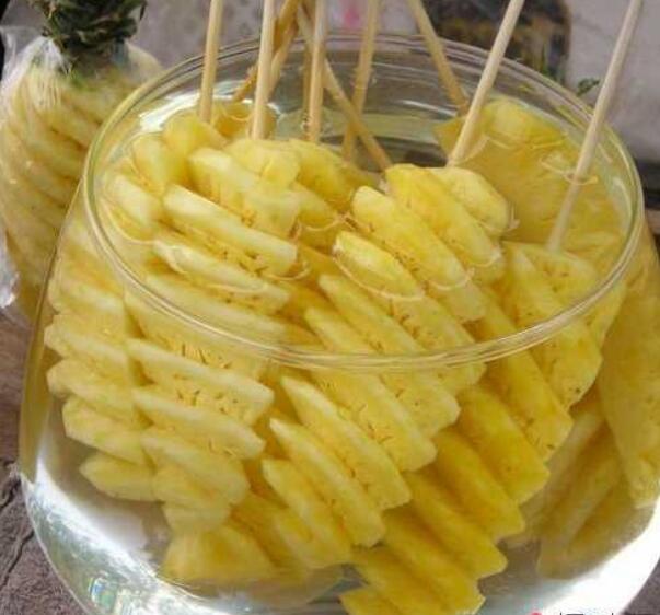 菠萝图片,菠萝树图片,凤梨和菠萝的区别