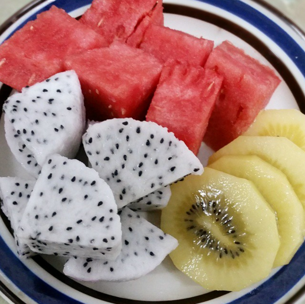 用1~3种水果做水果拼盘,能够快速制成的创意水果拼盘