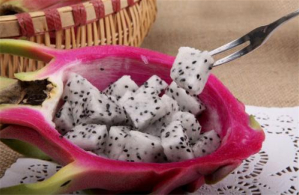 火龙果的各种切法图解,五种切法不用担心孩子吃的满脸都是啦