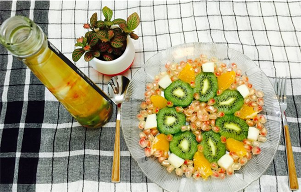 七夕节送女朋友的水果拼盘,浪漫的花语水果拼盘图片