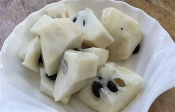 释迦果上火吗,释迦果性温吃多了会上火