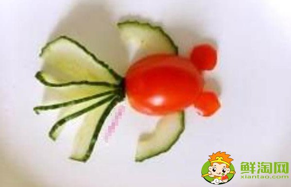 荷花水果拼盘简单做法,金鱼和乌龟荷花水果拼盘组合
