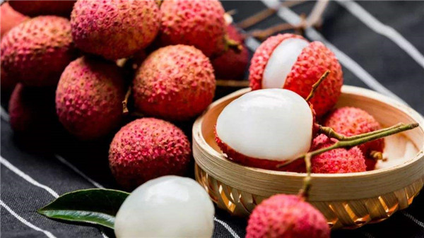 孕妇吃荔枝上火吗,宝宝吃荔枝上火吗