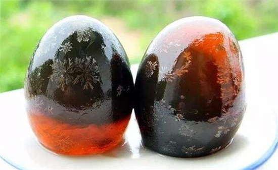 松花蛋一次最多吃几个,松花蛋的危害