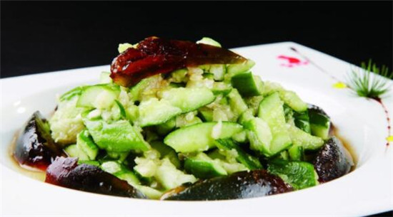 松花蛋可以和黄瓜一起凉拌吗,家常凉拌松花蛋拌豆腐更多