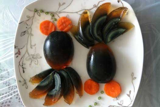 松花蛋怎么切的好,松花蛋怎么切丁