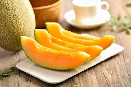 哈密瓜热量和糖分高吗,哈密瓜吃了会胖吗