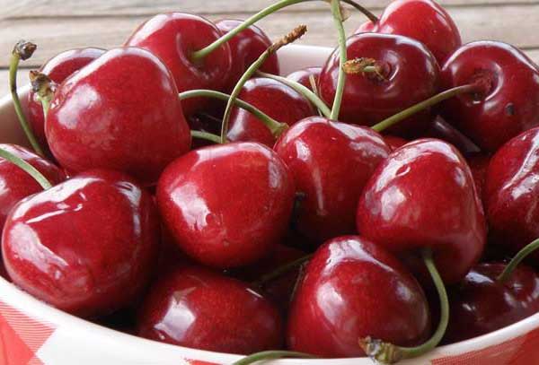 大樱桃上火吗,吃大樱桃上火吗