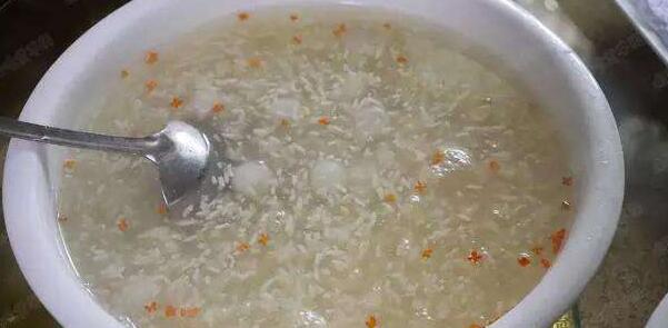 米酒汤圆怎么做,米酒汤圆的做法窍门