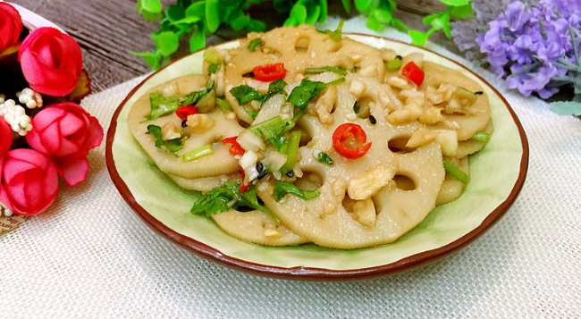 凉拌莲藕的做法窍门,凉拌莲藕怎么做比较脆