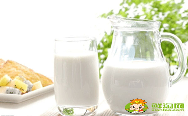 牛奶粉和羊奶粉的区别在哪里,从羊奶粉换成牛奶粉的过程要怎么加