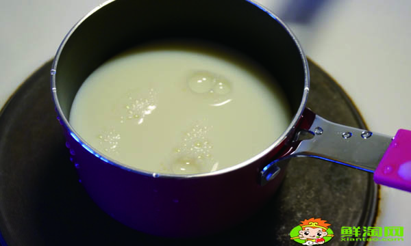 骆驼奶比牛奶好吗,骆驼奶粉和牛奶粉有什么区别