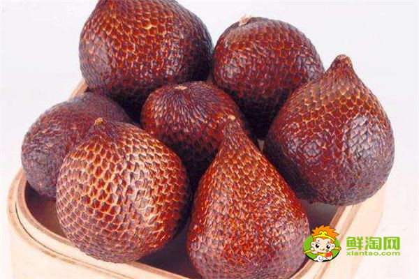 蛇皮果果肉是什么颜色,蛇皮果果肉颜色白中带黄