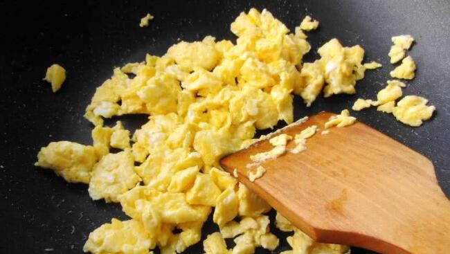 秋葵怎么做好吃又简单,秋葵炒鸡蛋的做法